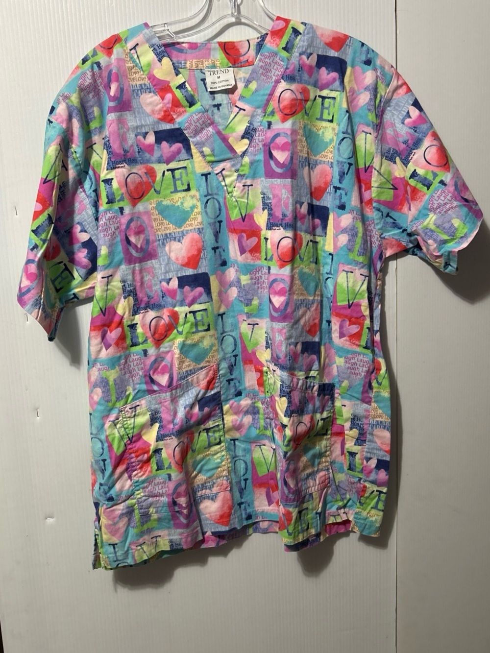Trend Concepts Women's Multicolor 'Love' Print Scrub Top
